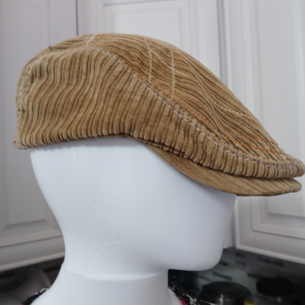 Vintage Rare True Religion Beige Corduroy Distressed Driver Cap Emb horseshoe
